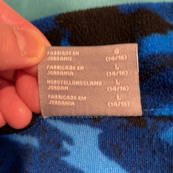 Warm thin fleece half zip top. - Picture 11 of 12